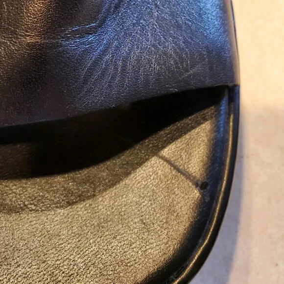 Vintage Black Leather Sandals - Size 7 - Nine & Company - Picture 5 of 5